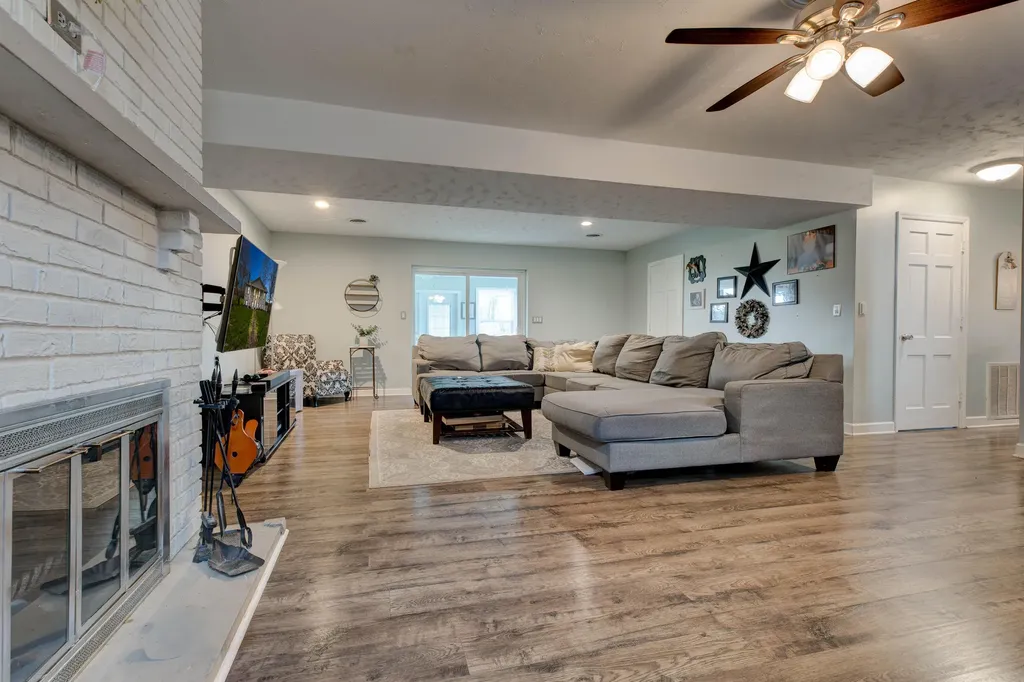 241 Blueberry Lane Mt Sterling KY 40353