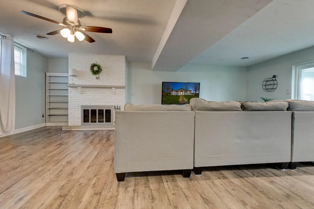 241 Blueberry Lane Mt Sterling KY 40353