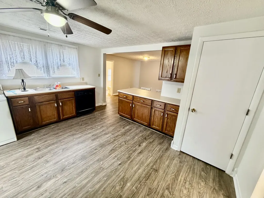 110 Jacksboro Street Somerset KY 42501