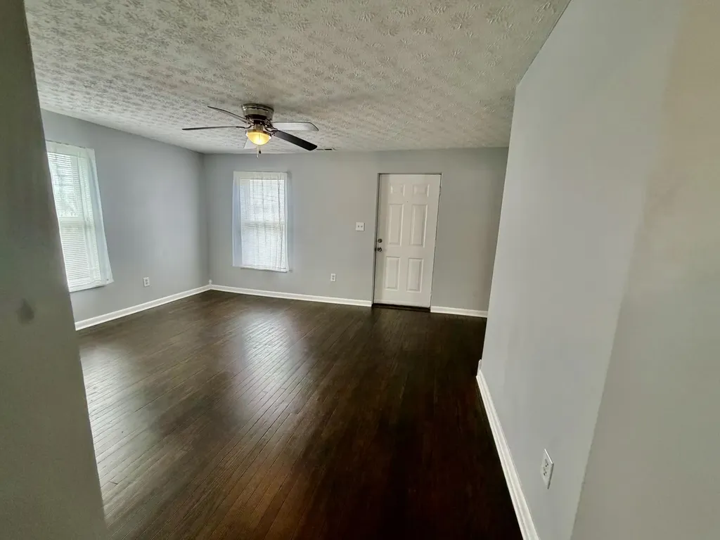110 Jacksboro Street Somerset KY 42501