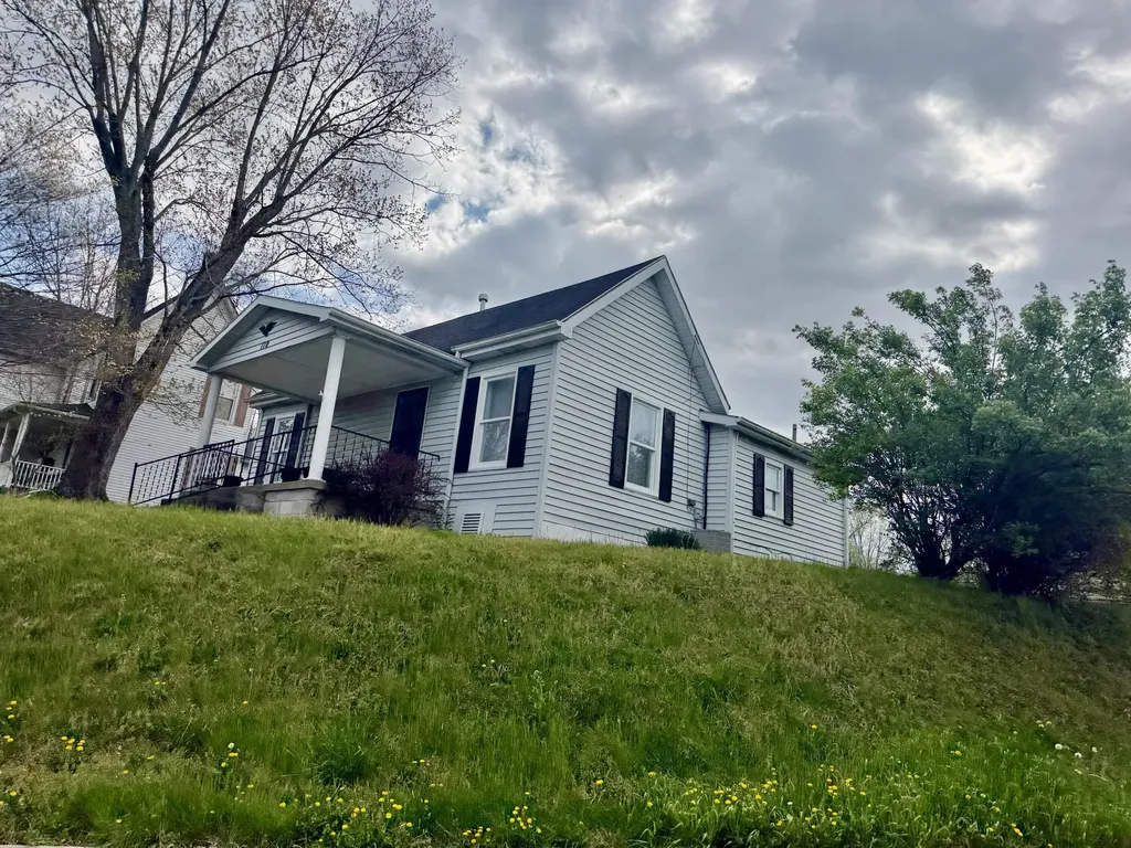 110 Jacksboro Street Somerset KY 42501