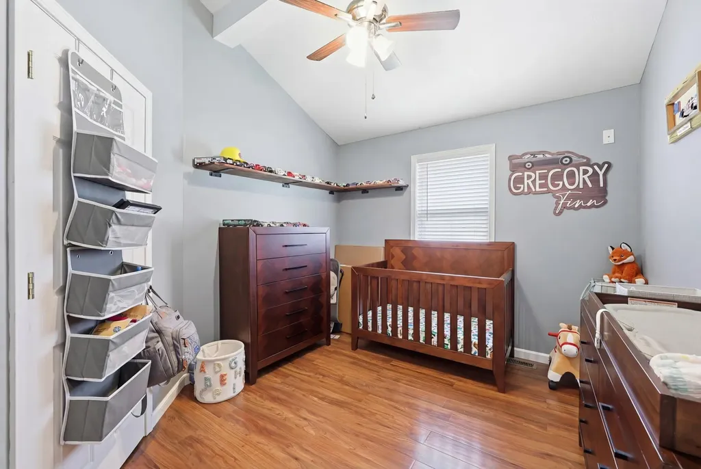 2245 Dug Hill Road Irvine KY 40336