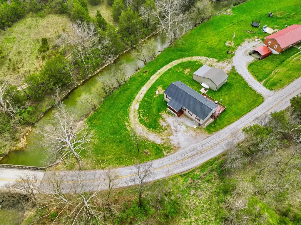347 Bethel Road Harrodsburg KY 40330