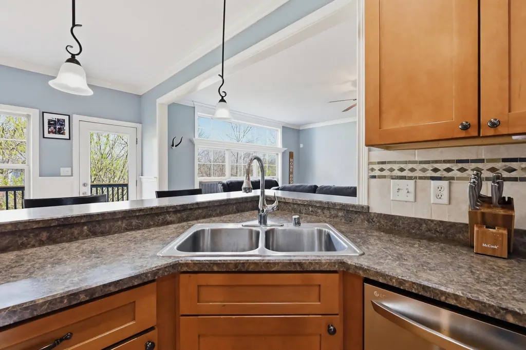 132 Drake Lane Georgetown KY 40324