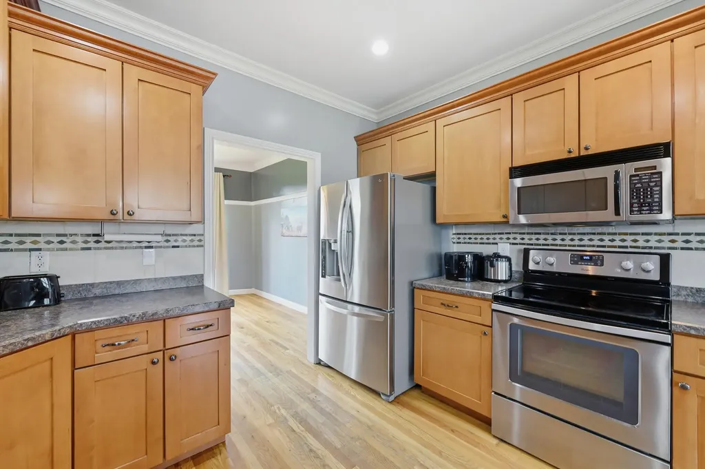 132 Drake Lane Georgetown KY 40324