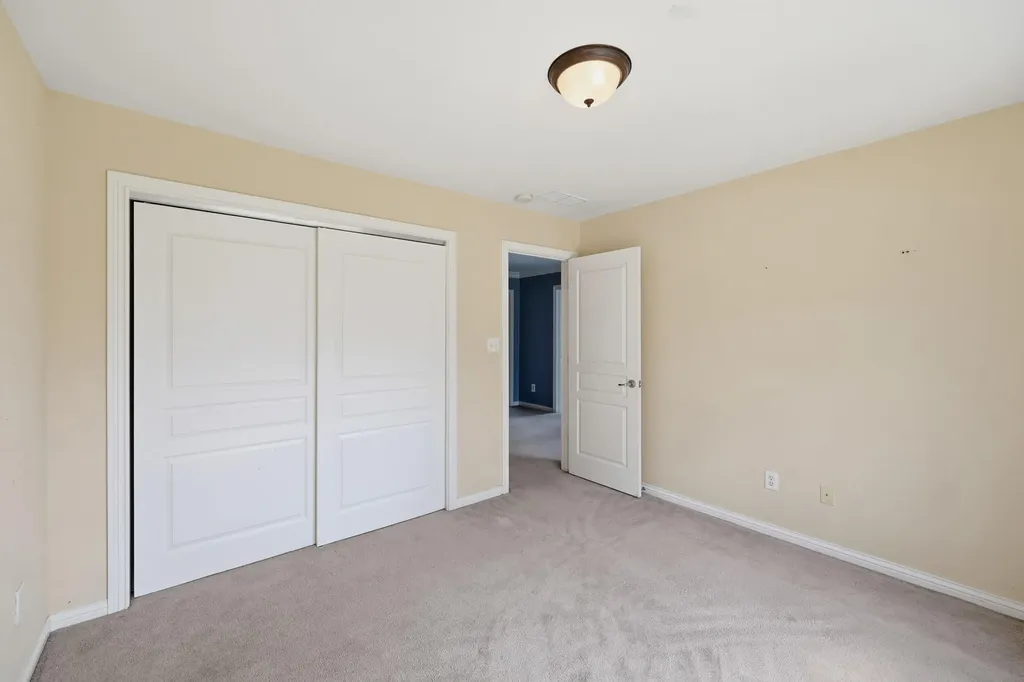 132 Drake Lane Georgetown KY 40324