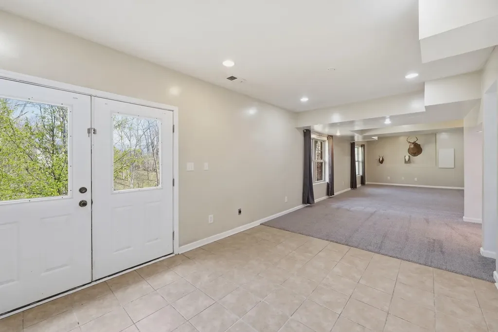 132 Drake Lane Georgetown KY 40324