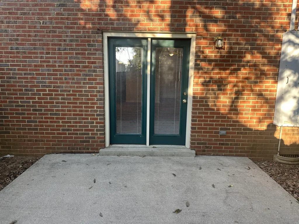 2005 River Ridge Road Frankfort KY 40601
