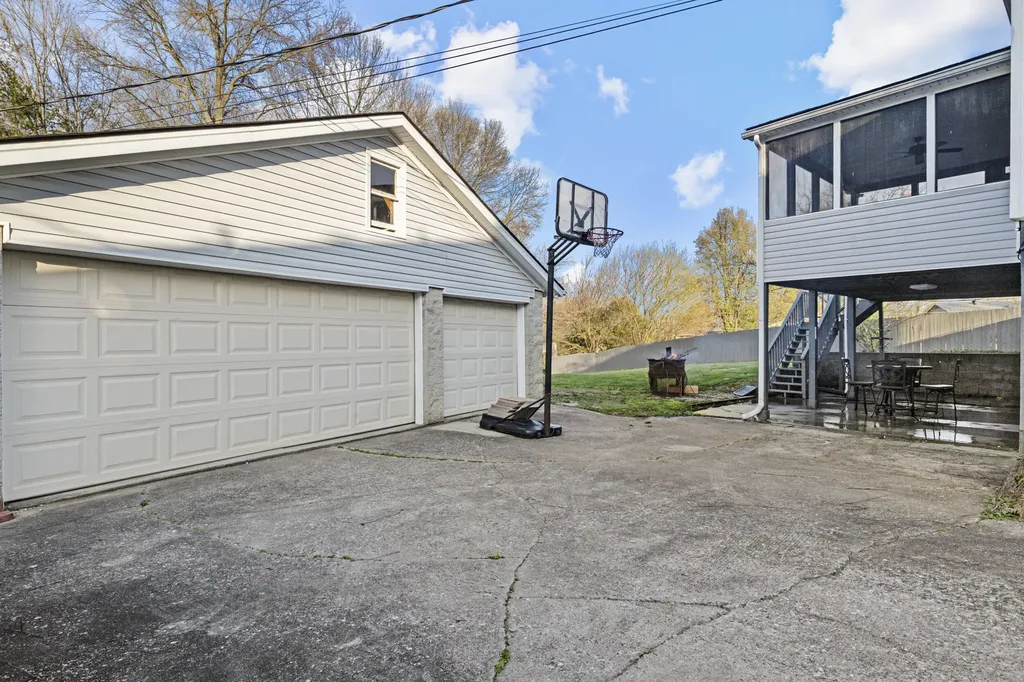 1421 Pipestone Court Lexington KY 40517