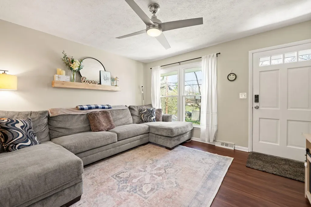 60 Hiawatha Trail Winchester KY 40391