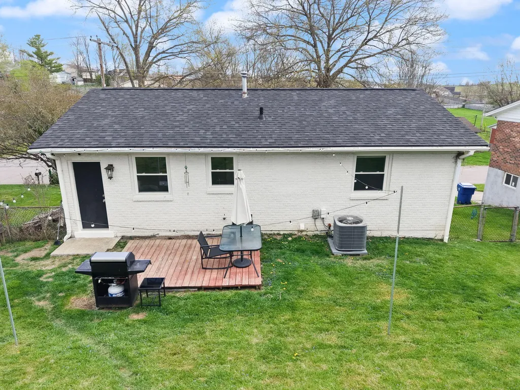 60 Hiawatha Trail Winchester KY 40391