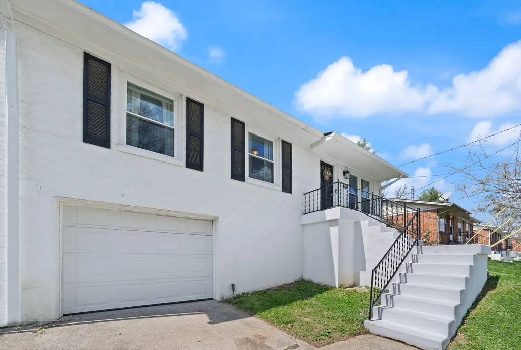60 Hiawatha Trail Winchester KY 40391