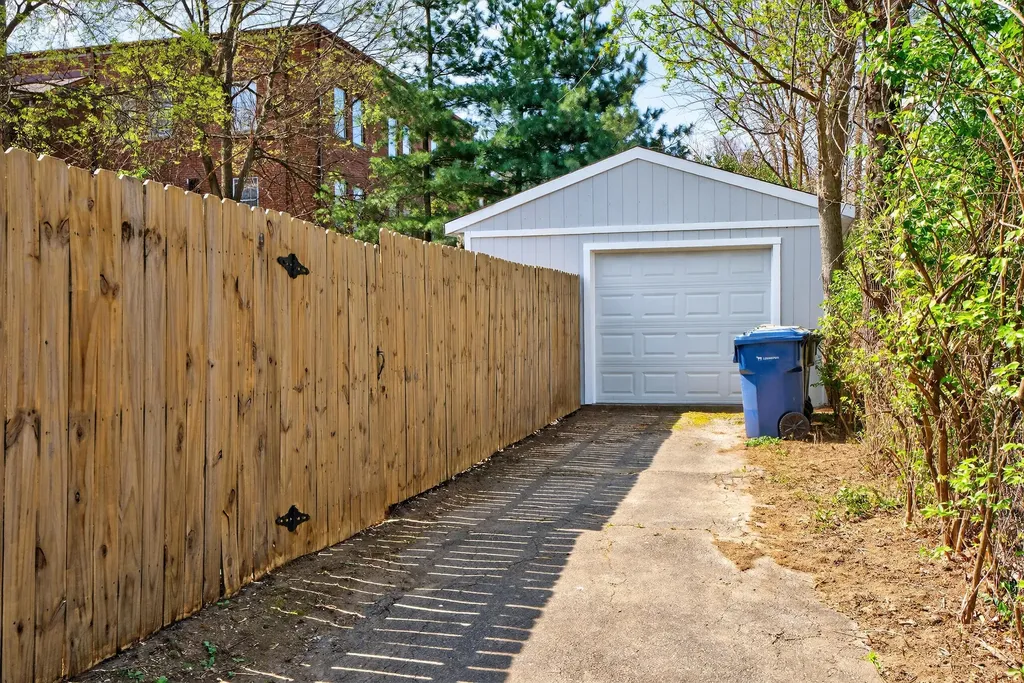 726 Hambrick Avenue Lexington KY 40508