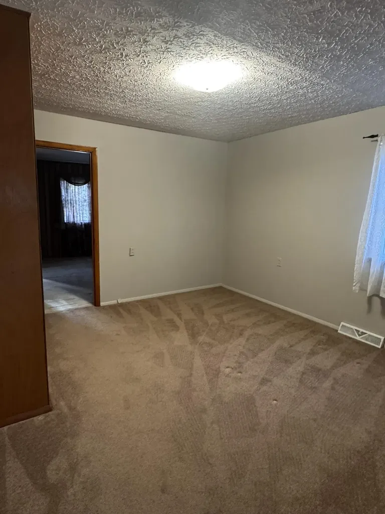 205 Oak Street Russell Springs KY 42642