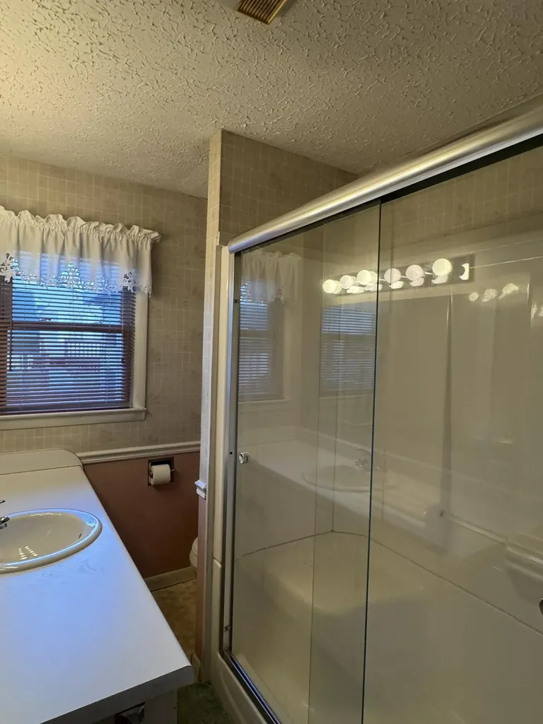 205 Oak Street Russell Springs KY 42642