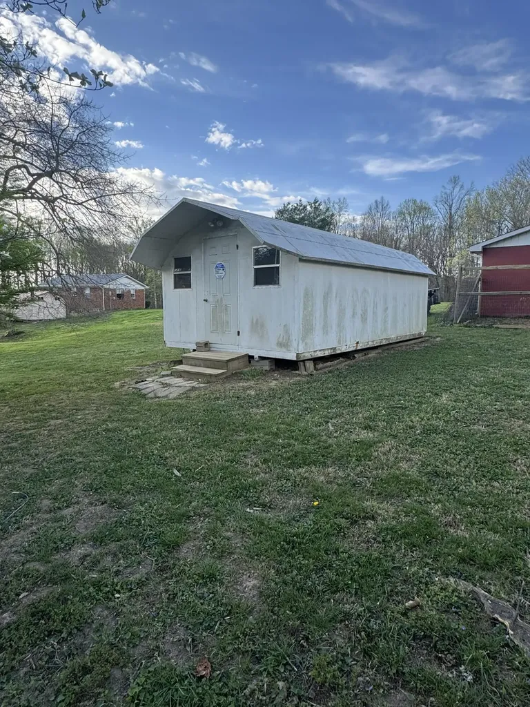 205 Oak Street Russell Springs KY 42642