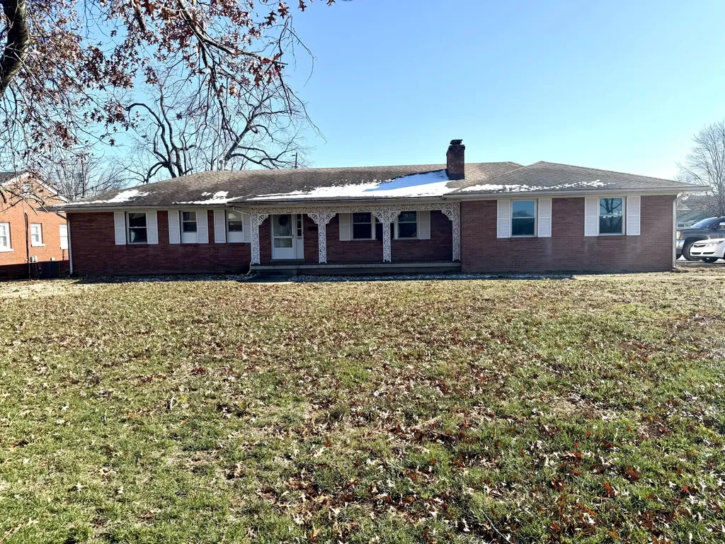 604 E Lexington Street Harrodsburg KY 40330
