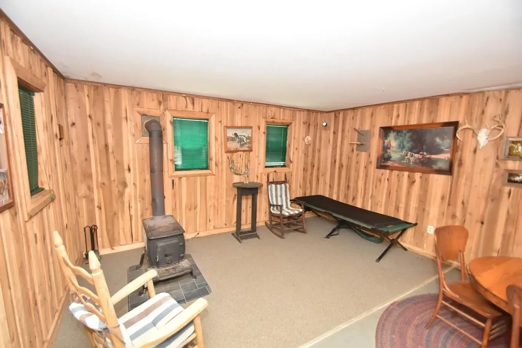 2518 Tark Hill Road Sand Gap KY 40481