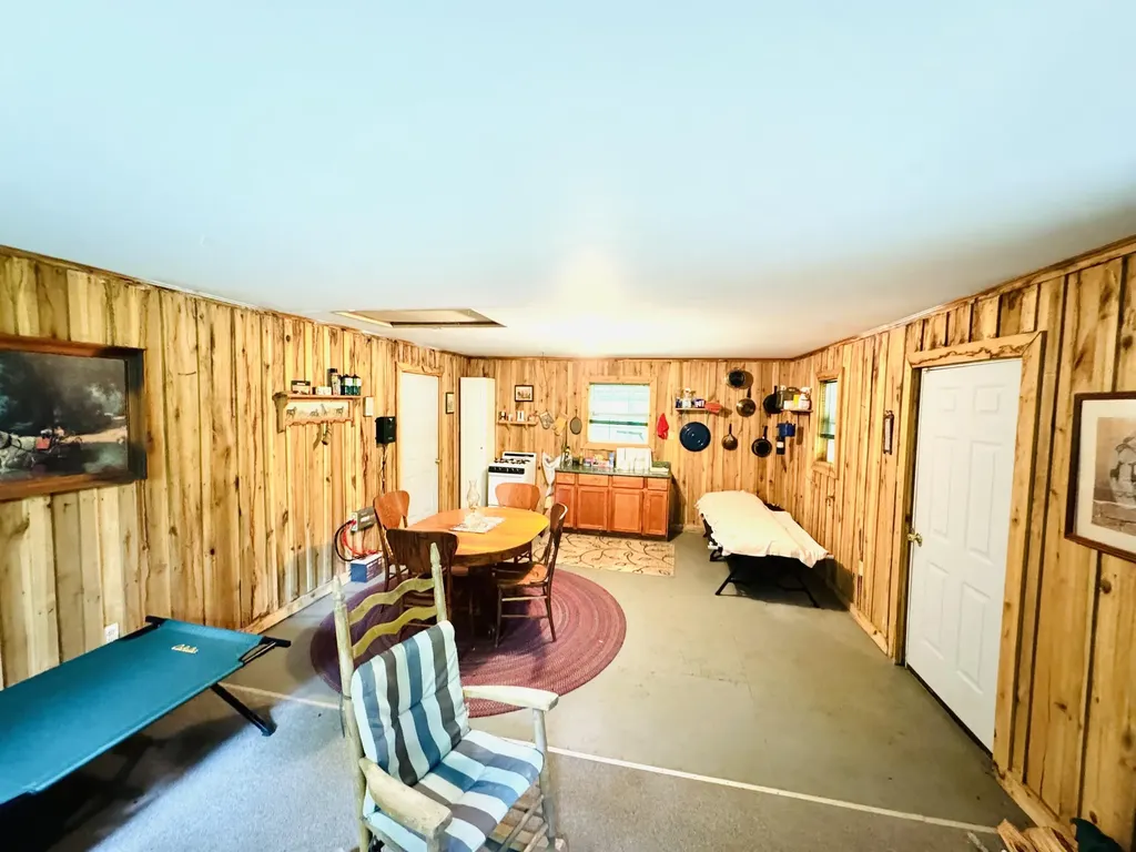 2518 Tark Hill Road Sand Gap KY 40481