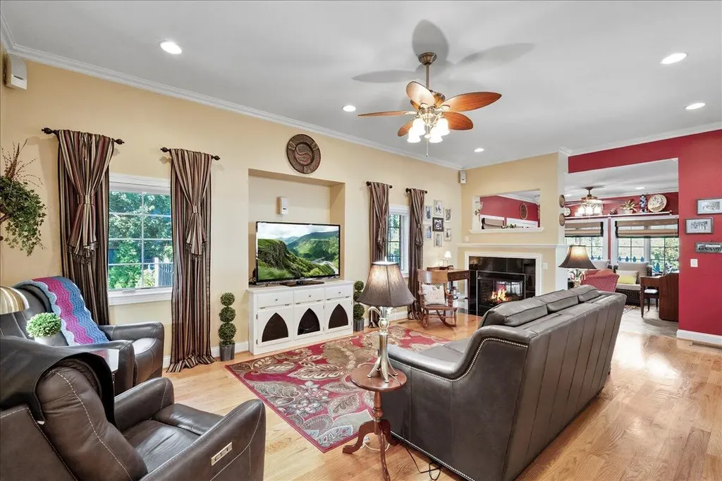 112 Bogie Lee Avenue Frankfort KY 40601