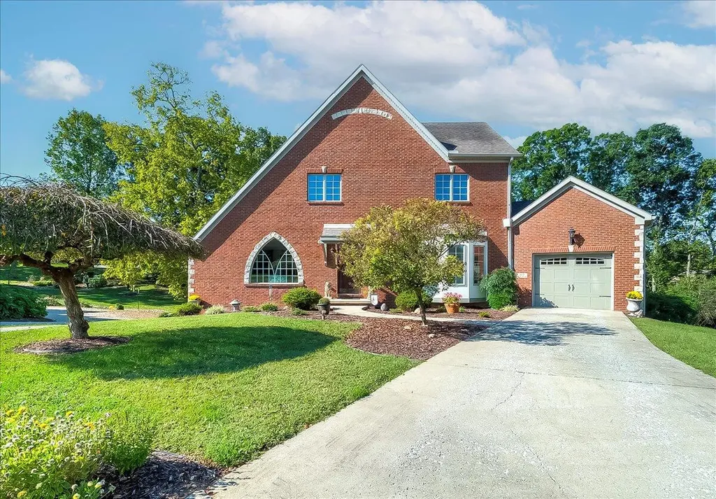 112 Bogie Lee Avenue Frankfort KY 40601