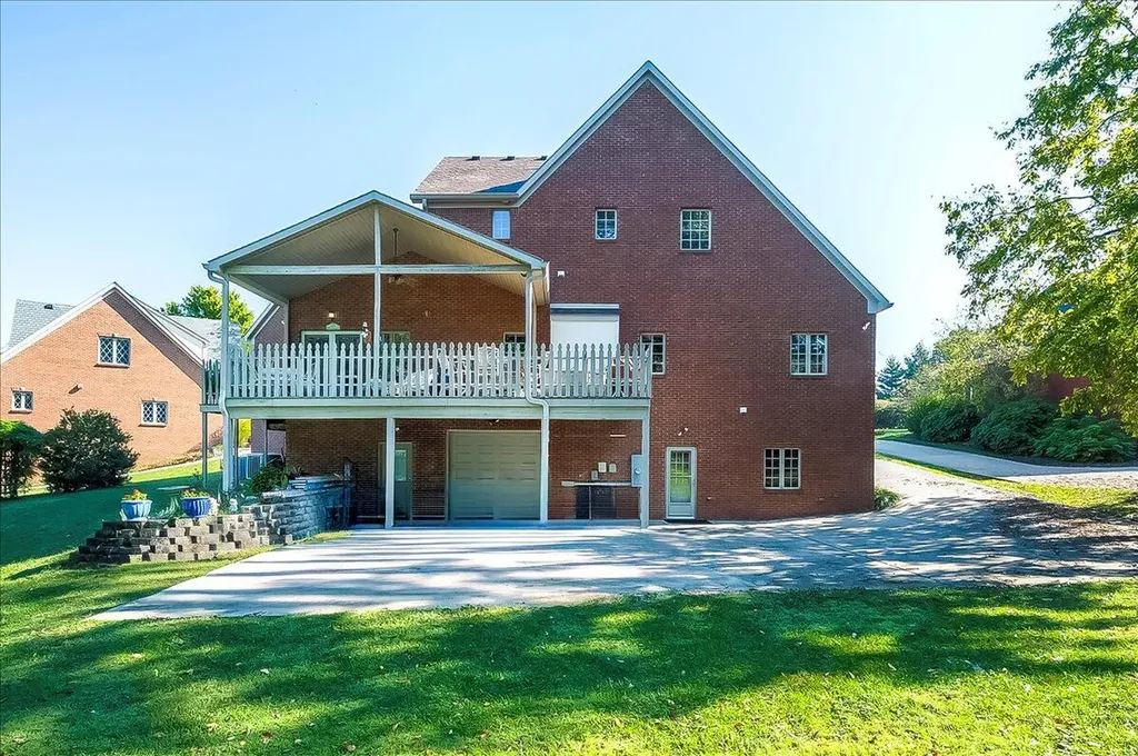 112 Bogie Lee Avenue Frankfort KY 40601