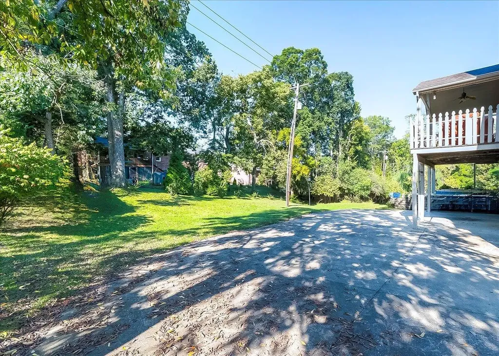 112 Bogie Lee Avenue Frankfort KY 40601