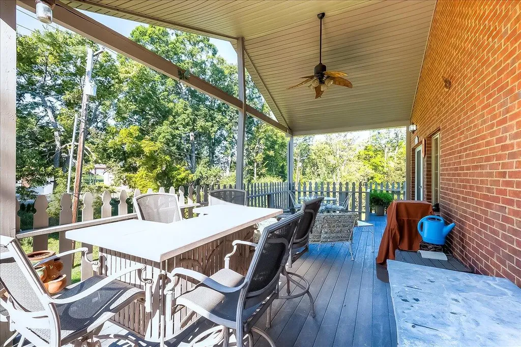 112 Bogie Lee Avenue Frankfort KY 40601