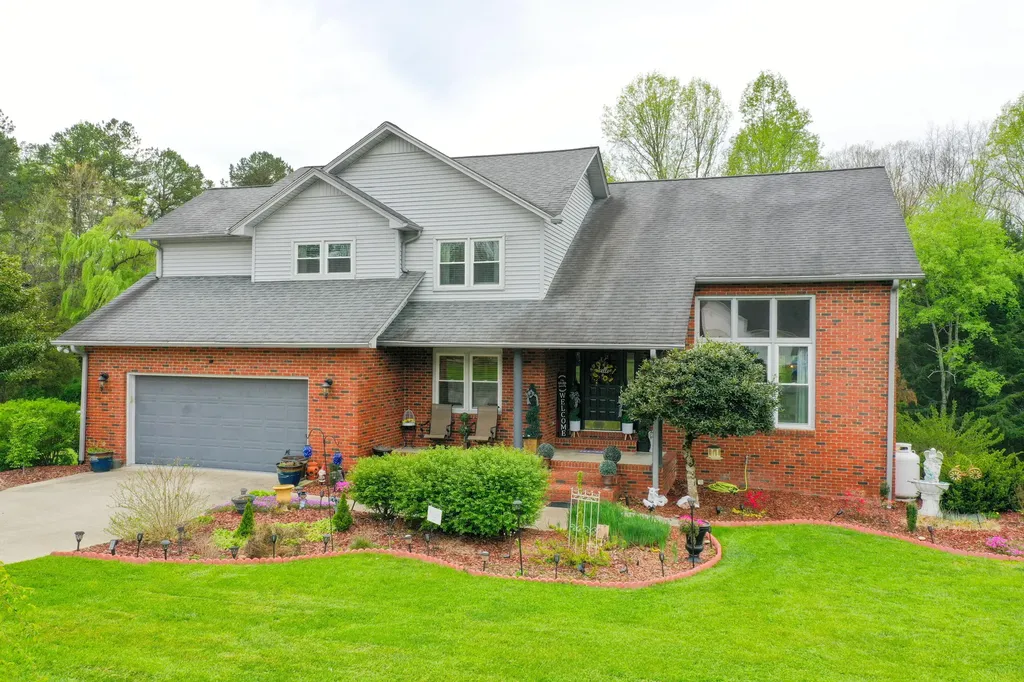 1901 Mallard Drive London KY 40741