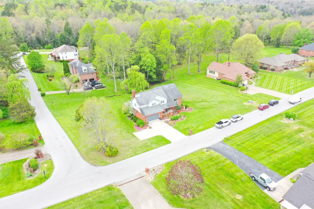 1901 Mallard Drive London KY 40741