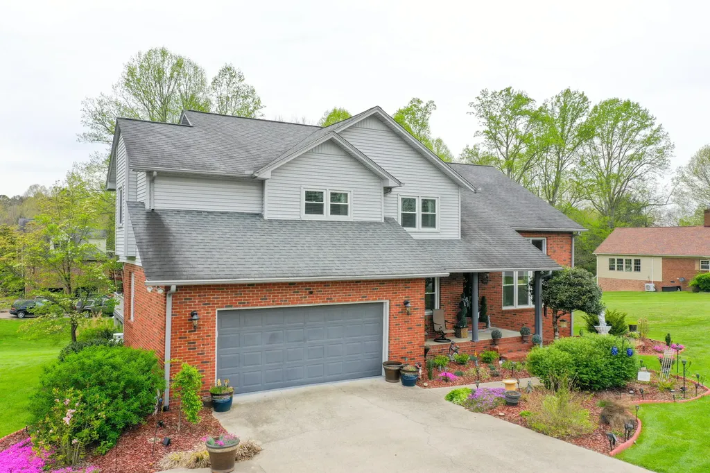 1901 Mallard Drive London KY 40741