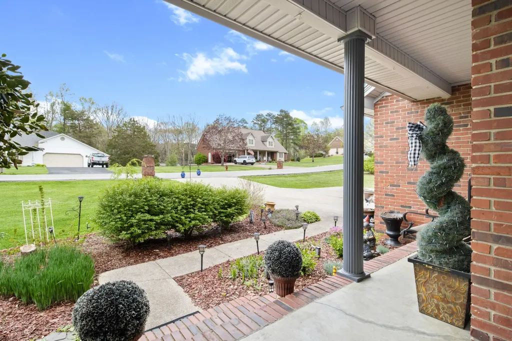 1901 Mallard Drive London KY 40741