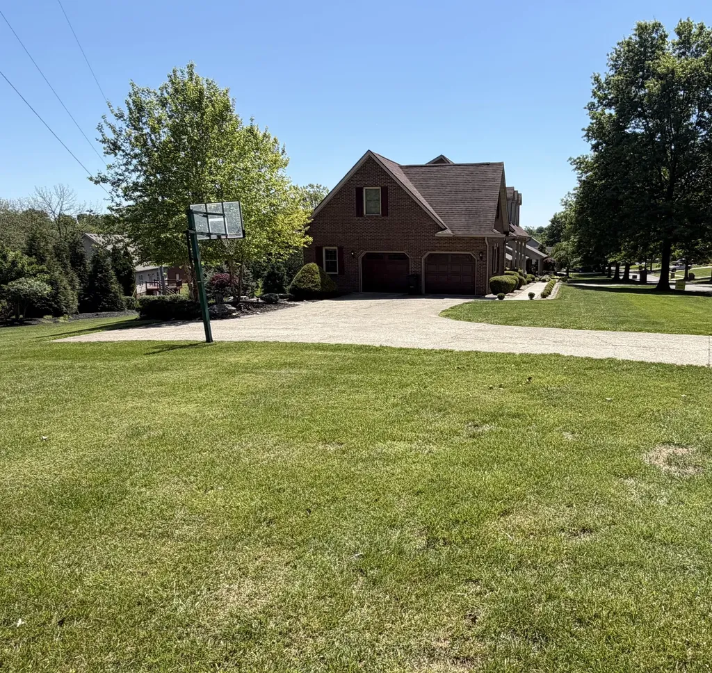 186 Chardonnay Court Winchester KY 40391