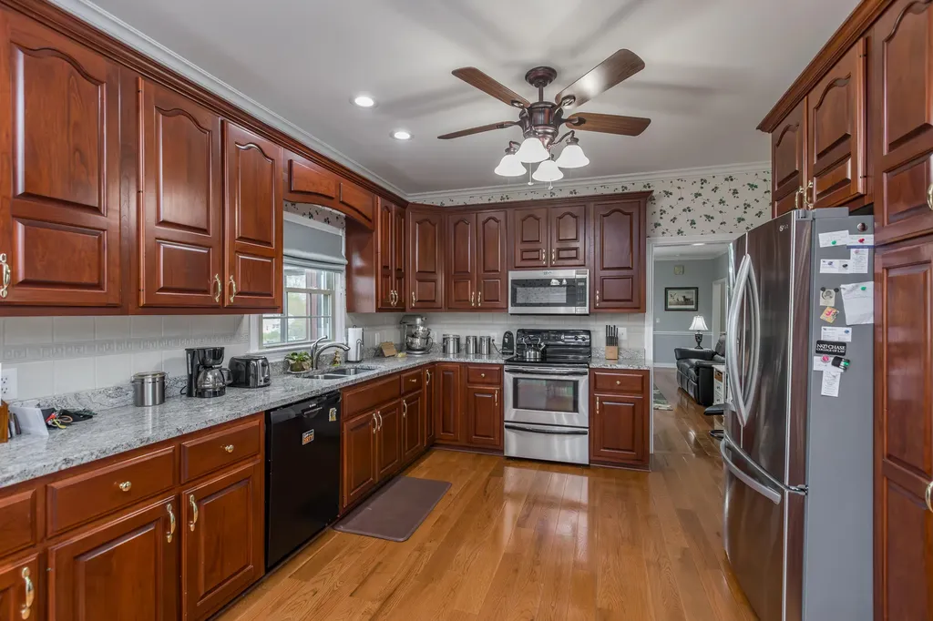 186 Chardonnay Court Winchester KY 40391