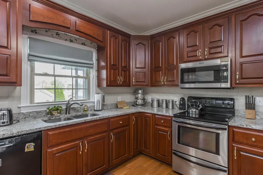 186 Chardonnay Court Winchester KY 40391