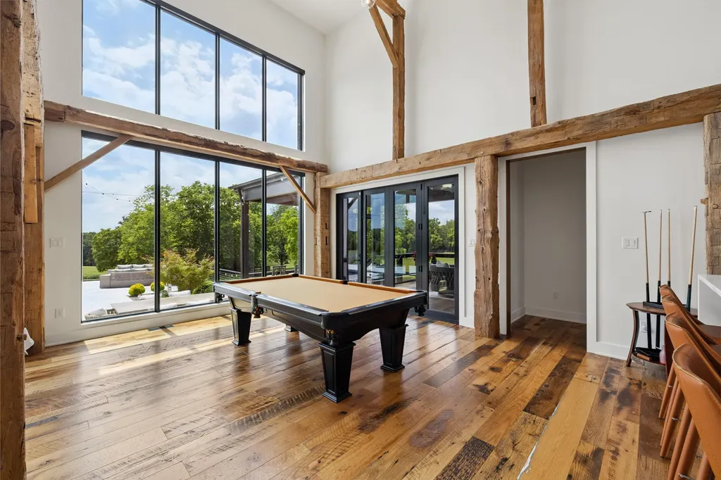 689 Sarah Blake Lane Versailles KY 40383