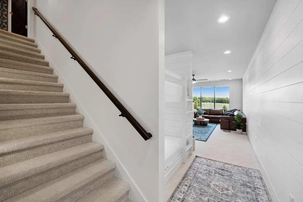 689 Sarah Blake Lane Versailles KY 40383