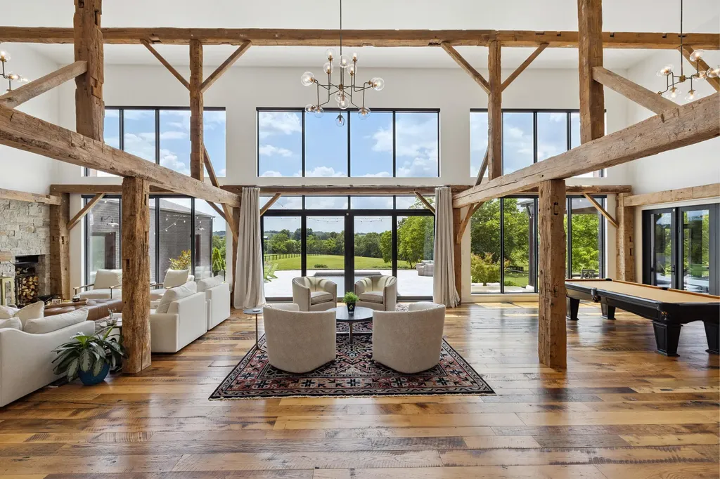 689 Sarah Blake Lane Versailles KY 40383