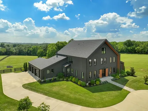 689 Sarah Blake Lane Versailles KY 40383
