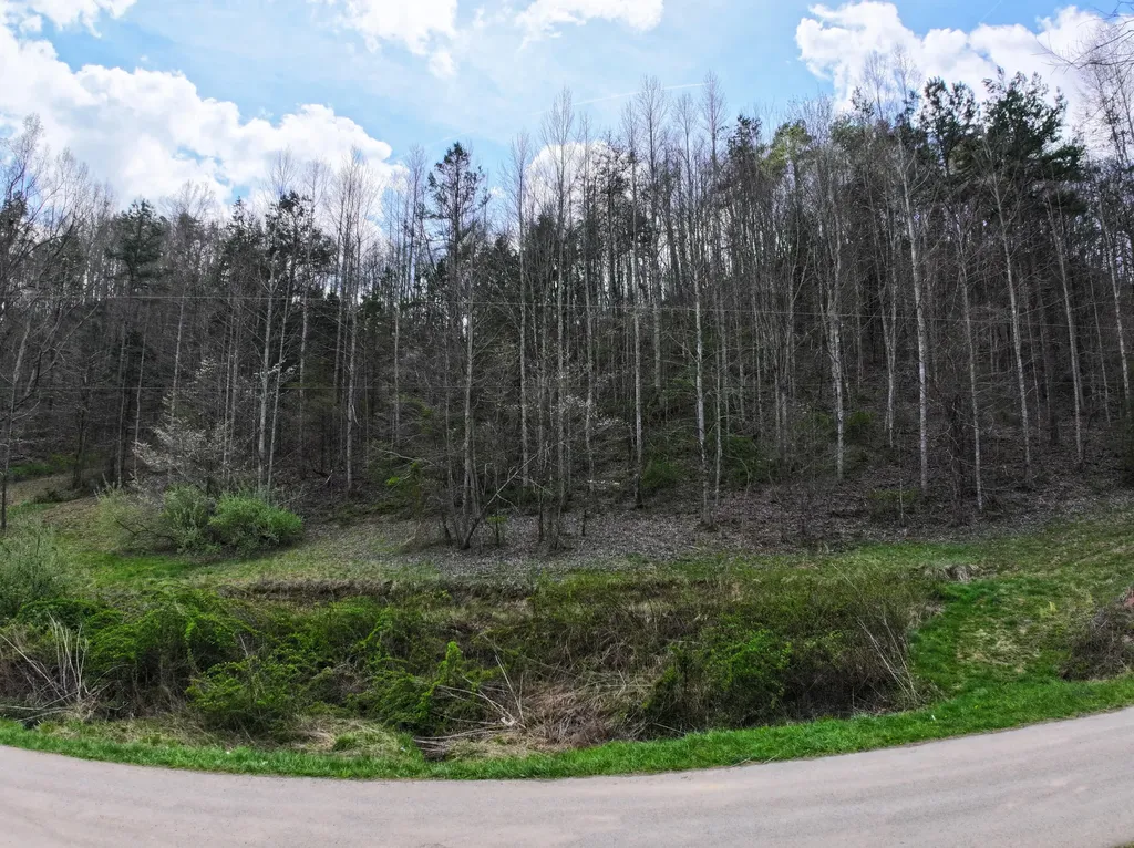 9999 Judd Road Booneville KY 41314