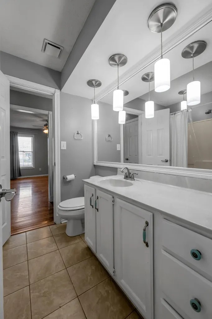 1712 Huntsman Court Lexington KY 40515