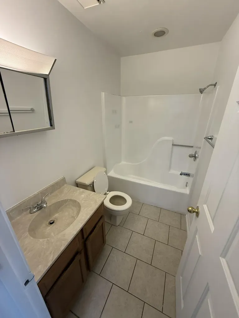 200 Strawberry Lane Nicholasville KY 40356