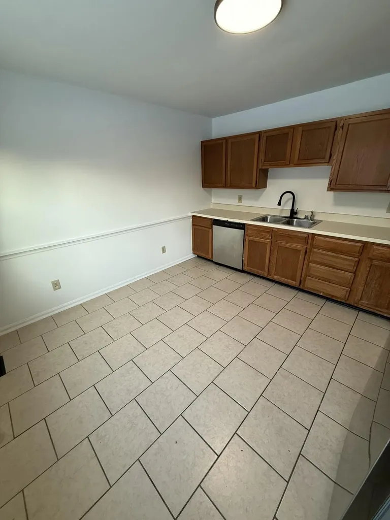 200 Strawberry Lane Nicholasville KY 40356