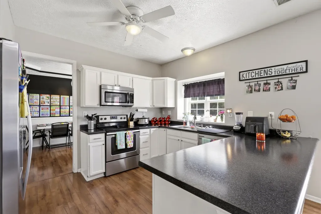 129 Cross Creek Drive Paris KY 40361