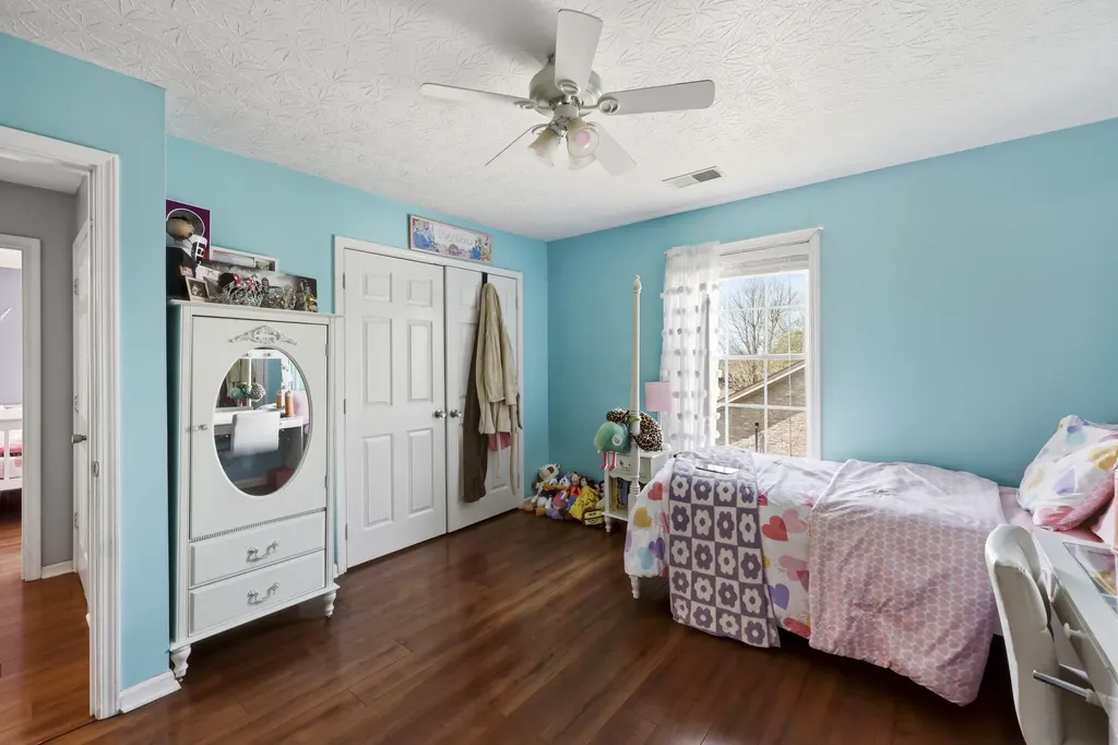 129 Cross Creek Drive Paris KY 40361
