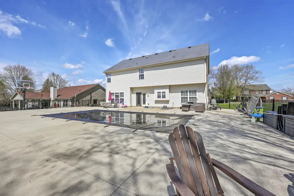 129 Cross Creek Drive Paris KY 40361