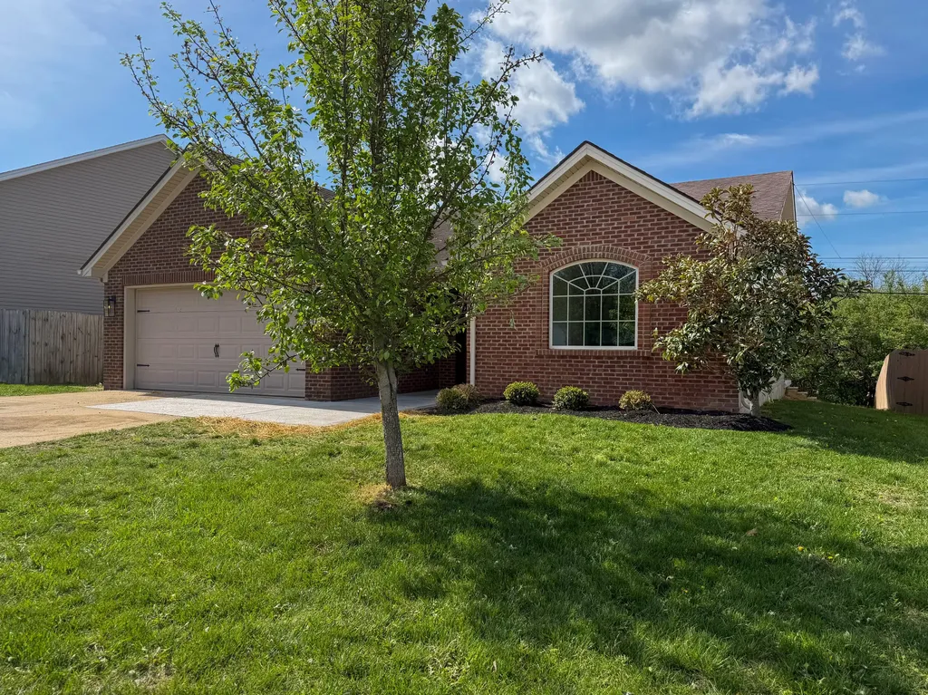 1240 Orchard Drive Nicholasville KY 40356