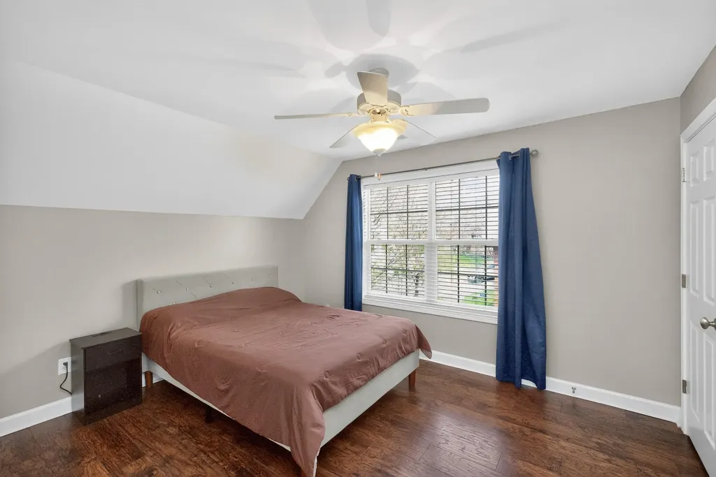 2768 Red Leaf Drive Lexington KY 40509