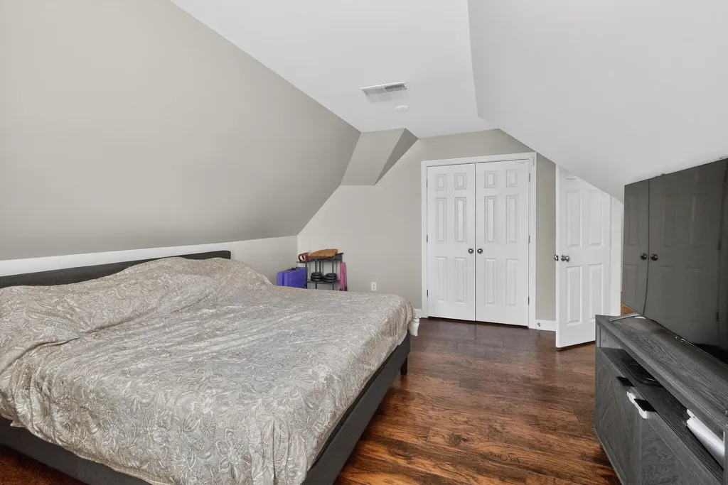 2768 Red Leaf Drive Lexington KY 40509