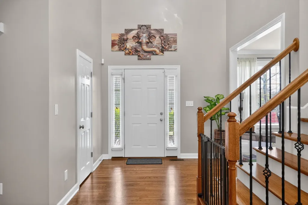 2768 Red Leaf Drive Lexington KY 40509